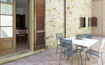 Accommodation:&nbsp;Magnolia 649.2