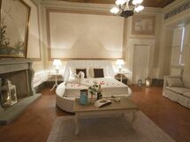 Accommodation:&nbsp;Romantic Suite Caminetto