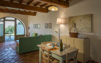 Accommodation:&nbsp;Lollo