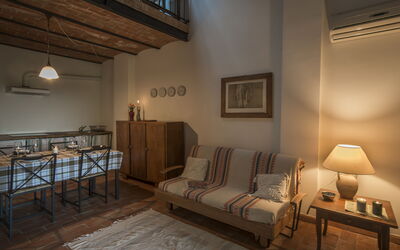 Accommodation:&nbsp;Maghino