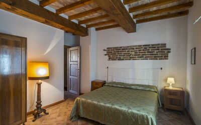 Accommodation:&nbsp;Varisio