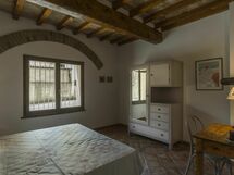 Accommodation:&nbsp;Tito