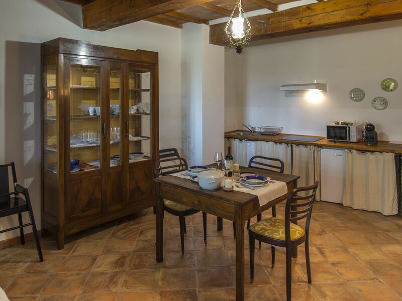 Accommodation:&nbsp;Zi Toni