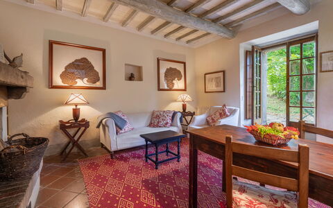 Casa Di Lilli: Furniture, Wall, Flooring, Interior Design, Floor, Ceiling, Home, Chair, Room, Living Room