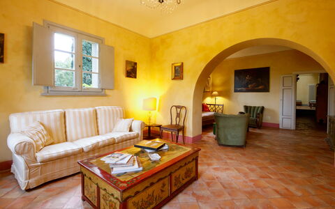 Villa Bacco: Interior Design, Wall, Flooring, Furniture, Floor, Ceiling, Room, Home, Lighting, Living Room