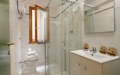 Accommodation:&nbsp;Croco