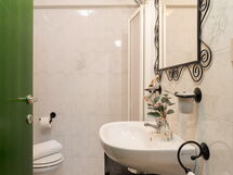 Accommodation:&nbsp;Calendula - Garden View First Floor