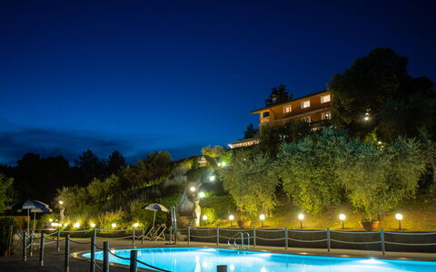 Villa Alfresco: Swimming Pool, Night, Resort, Eco Hotel, Landscape Lighting, Resort Town, Thermae, Outdoor Furniture, Hotel, Villa