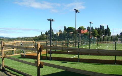 Tenuta Cambiano: Sport Venue, Sky, Grass, Tree, Leisure, Landscape, Fence, Rural Area, Land Lot, Cloud