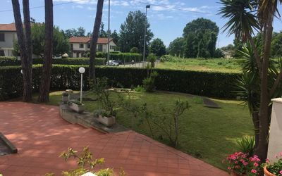 residence-leopardi-marina-di-pietrasanta-apartment-external