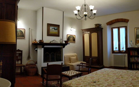 Agriturismo Il Giaggiolo without Pool: Room, Furniture, Interior Design, Property, Building, Ceiling, Lighting, Light Fixture, Living Room, Wall