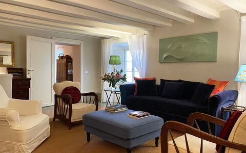 Il Mezzanino: Living Room, Room, Furniture, Interior Design, Property, Building, Ceiling, Floor, Table, Wall