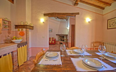 Quercia: Property, Room, Building, Interior Design, Furniture, Dining Room, Real Estate, House, Table, Kitchen