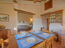 Accommodation:&nbsp;Melo