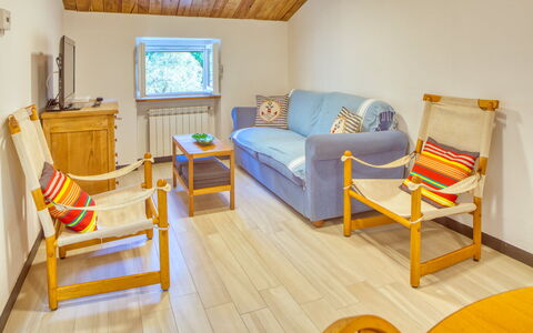 Il Frantoio Del Mesco - Levanto: Wood, Floor, Interior Design, Room, Yellow, Flooring, Hardwood, Home, Living Room, Furniture