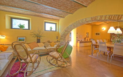 Accommodation:&nbsp;Villa Dita
