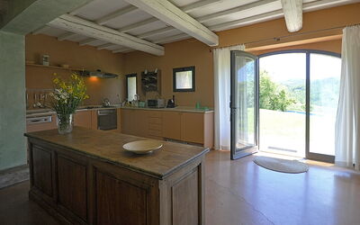 Accommodation:&nbsp;Villa Poderuccio