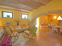 Accommodation:&nbsp;Villa Dita