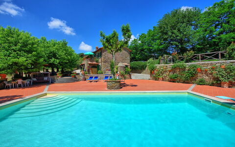 Casale San Martino: Swimming Pool, Property, Estate, Real Estate, Resort, Leisure, Vacation, House, Building, Villa