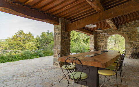 Villa Pianvecchio: Wood, Property, Hardwood, Furniture, Table, Chair, Real Estate, Floor, Ceiling, Beam