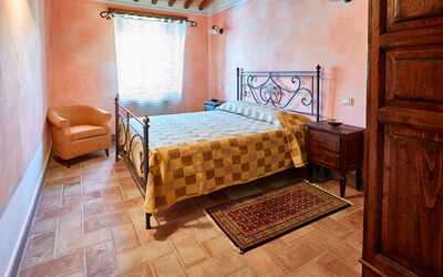 Accommodation:&nbsp;Tormalina