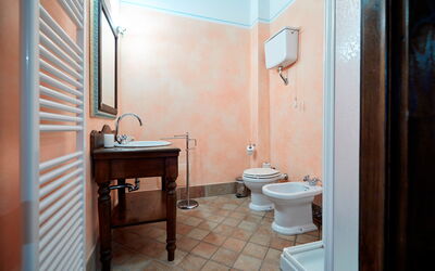 Accommodation:&nbsp;Tormalina