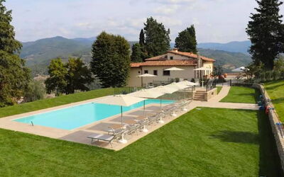 Accommodation:&nbsp;Mansarda Apartament 860.4