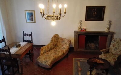 Accommodation:&nbsp;Alcova