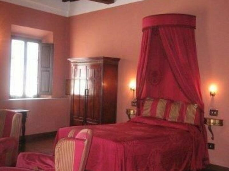 Accommodation:&nbsp;The Duke