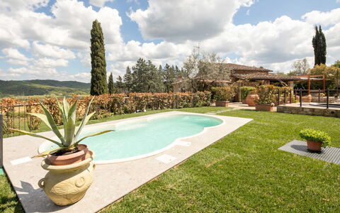 Valdambra Villa: Swimming Pool, Garden, Resort, Backyard, Landscaping, Eco Hotel, Farmhouse, Estate, Hacienda, Yard