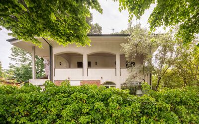 Appartamenti Del Forte: Building, Property, Plant, Sky, Nature, Tree, Botany, Vegetation, House, Grass