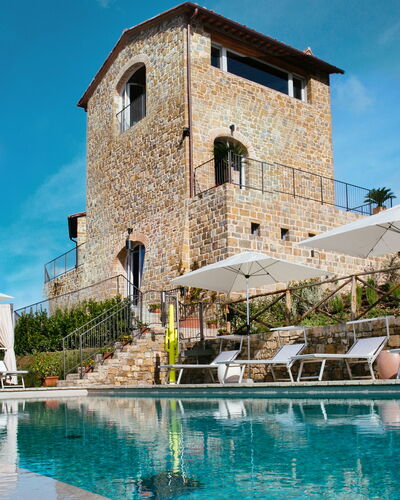 Villa Castiglioni: Water, Sky, Cloud, Plant, Building, Blue, Swimming Pool, Azure, Arecales, House