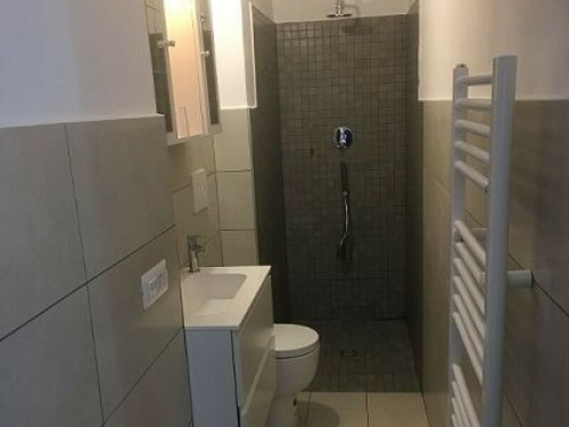 Accommodation:&nbsp;Apartment 5