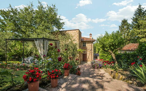 Ville Rosadi Weddings: Flower, Cloud, Plant, Sky, Building, Plant Community, Window, Tree, Land Lot, Cottage