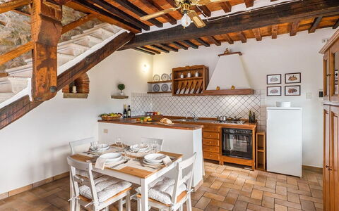 Villa Taragnano: Property, Furniture, Cabinetry, Table, Countertop, Wood, Interior Design, Kitchen, Kitchen Appliance, Building