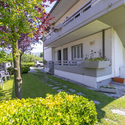 Pontremoli Apartments