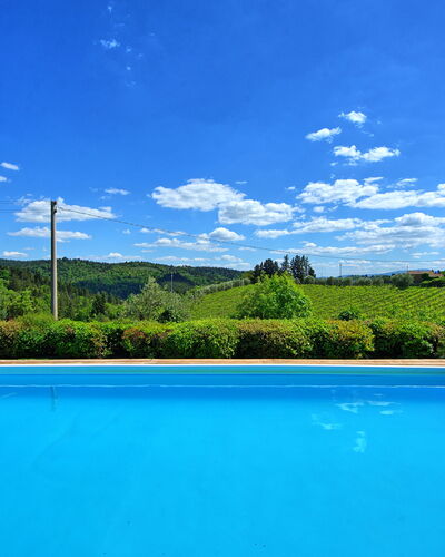 Villa Paneretta: Water, Cloud, Sky, Blue, Property, Swimming Pool, Plant, Light, Rectangle, Shade