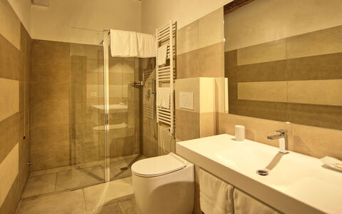 Palazzo Bello: Property, Tap, Sink, Plumbing Fixture, Building, Bathroom, Interior Design, House, Wood, Flooring