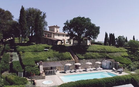 Chianti Fornace 1: Plant, Sky, Water, Building, Tree, Land Lot, Window, Grass, House, Residential Area