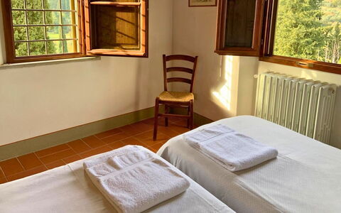 Borgo Delle Fonti: Wood, Furniture, Interior Design, Room, Wood Stain, Hardwood, Ceiling, Chair, Bed