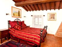 Accommodation:&nbsp;Viola