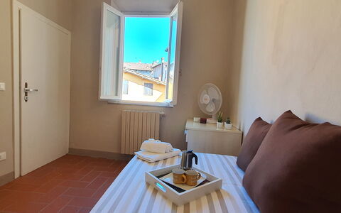 Loft Lucca: Property, Furniture, Table, Comfort, Window, Azure, Wood, Interior Design, Tableware, Lighting