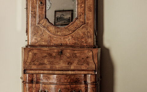 Dimora Fiorentina: Mirror, Cabinetry, Furniture, Property, Purple, Textile, Wood, Chest Of Drawers, Interior Design, Drawer