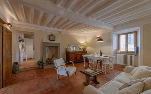 Appartamento Mancini: Picture Frame, Furniture, Couch, Table, Building, Window, Houseplant, Wood, Chair, Interior Design