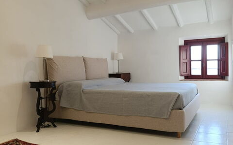 San Tommaso: Interior Design, Wall, Flooring, Floor, Bedroom, Bed, Ceiling, Furniture, Lighting, Room