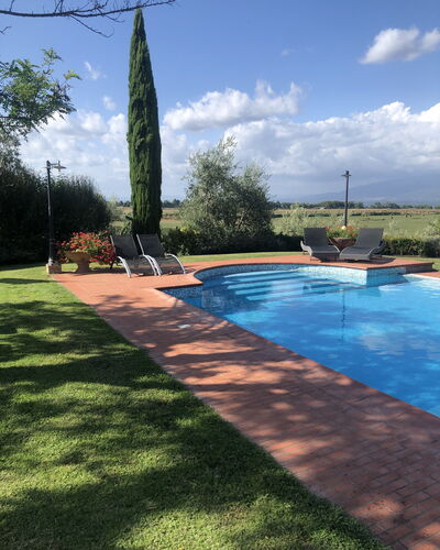 Il Campanile: Cloud, Water, Sky, Plant, Daytime, Property, Tree, Shade, Architecture, Natural Landscape