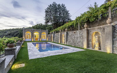 Villa Torreone: Swimming pool