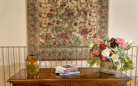 Podere D'Asso: Table, Flower, Furniture, Plant, Textile, Wood, Interior Design, Living Room, Floor, Flooring