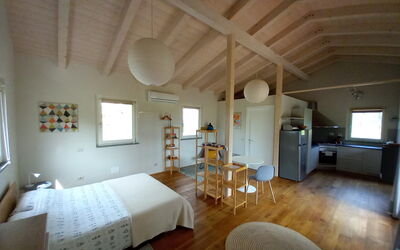 Accommodation:&nbsp;Eco-house