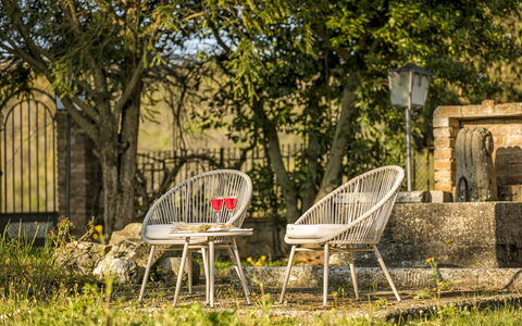 Villa Pianoia: Plant, Furniture, Leaf, Botany, Wood, Vegetation, Tree, Grass, Chair, Leisure